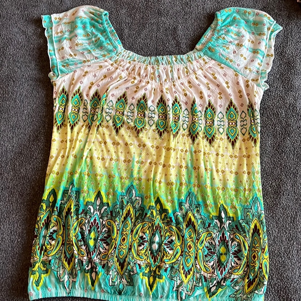 Multi color (green/white/yellow) women’s top
